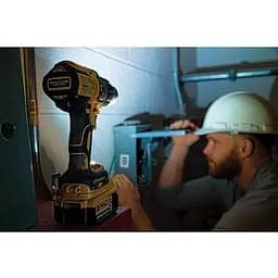 Дриль-шуруповерт DeWalt DCD996P2 [93589] - мініатюра 9