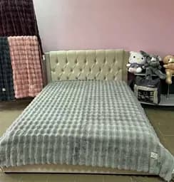 Покрывало "Кролик" серое мягкое велюровое покрывало 2,20×2,40 м для кровати