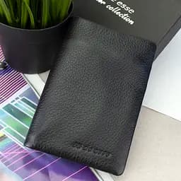 Кошелек женский кожаный черный De Esse LC14288-GD01 маленький на магните