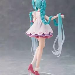Фігурка Taito Хацуне Міку Hatsune Miku Wonderland Hatsune Miku Rapunzel 19 см T V HMWR 19 - мініатюра 5