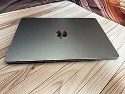 Ноутбук Apple MacBook Air 13.6" 2022 M2/24/512 (P96WXPHLWV) Б/в - мініатюра 8