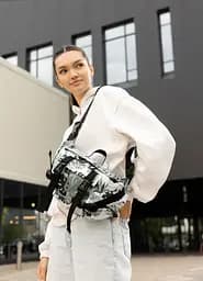 Большая женская поясная сумка бананка Sambag DynamicDart принт "Leaves" 38×21×7 см (80411144)