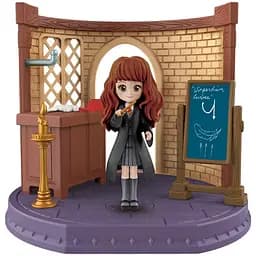 Игровой набор Wizarding World Гермиона в Комнате заклинаний (SM22007/8241)