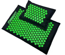 Массажный коврик EasyFit AcuRelax с иглами (аппликатор Кузнецова) черно-зеленый (EF-2710-BG)