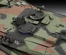 Збірна модель Revell Танк Леопард 2 A6M+ масштаб 1:35, 249 деталей (RVL-03342) - мініатюра 7