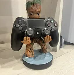 Тримач Groot Baby для контролера PS4 PS5 Xbox Series S X - мініатюра 8