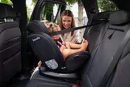 Дитяче автокрісло Lionelo Bastiaan i-Size Black Red, чорне з червоним (LO-BASTIAAN I-SIZE BLACK RED) - мініатюра 5