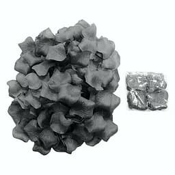 Лепестки роз