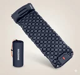 Туристический надувной матрас с подушками и встроенным насосом