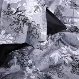 Наволочка MirSon Поплін 00-8 Black Flowers 50х50 см чорно-сіра (2200009707933)