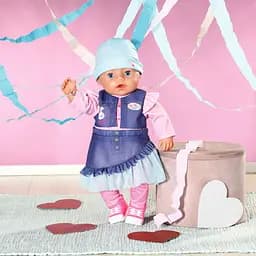 Лялька Baby Born Ніжні обійми Чарівна дівчинка, у джинсовому вбранні, 43 см (831533) - мініатюра 5