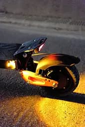 Електросамокат GIANT Blade GT Pro Sport (1600W, 48V 26Ah)  - мініатюра 10
