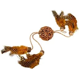 Іграшка для котів Waucat Fun Natural Плетений м'ячик з пір'ям дерево перо джутова мотузка 40 см