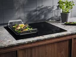 Варильна поверхня індукційна Electrolux 60 см розширена зона чорний - мініатюра 5