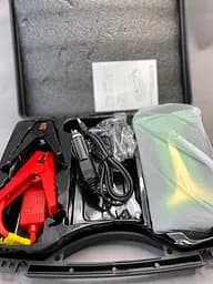Пуско-зарядний пристрій Starter 99800 mAh з виходом для заряджання ноутбуків, камер та рацій - мініатюра 8