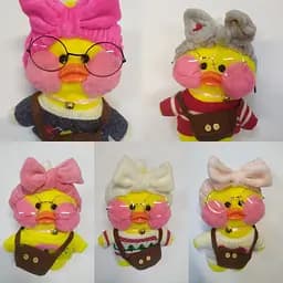 М'яка Качка Lalafanfan Duck в одязі 30см у пов'язці в асортименті - мініатюра 3