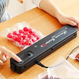 Побутовий вакуумний пакувальник Vacuum Sealer з набором пакетів 90 Вт Чорний - мініатюра 3