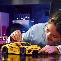 Конструктор LEGO Technic Chevrolet Corvette Stingray 732 деталі (42205) - мініатюра 7