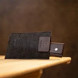 Шкіряна ключниця GRANDE PELLE 5х11.2 см acs0018673 - мініатюра 8