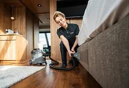 Пилосос Karcher Puzzi 8/1 (1.100-240.0) - мініатюра 2