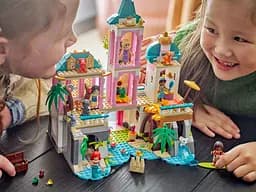 Конструктор LEGO Disney Princess Замок принцеси та королівські улюбленці 787 деталей (43267) - мініатюра 13