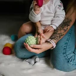 Набір м'ячиків - тактиліків для купання у ванній та масажу 4 шт. Baby Ono - мініатюра 4