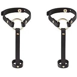 Пара браслетов на запястье и палец Bijoux Indiscrets MA Hand Bracelet Harness Black экокожа One size