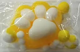 Іграшка-антистрес A-Toys Лапка котика 7 см жовта