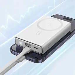 Універсальна мобільна батарея Joyroom Magnetic Wireless 10000mAh JR-PBM01 20W QC USB-C In/Out White (6941237112545) - мініатюра 4