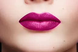 Помада для губ L'Oréal Paris Color Riche, відтінок 112 (Only In Paris), 28 г (A9998400) - мініатюра 5