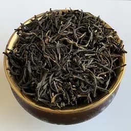 Червоний чорний чай Золотий Маофенг 100 г