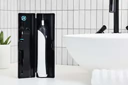 Електрична зубна щітка Oral-B Pro-750, чорний (O80318369) - мініатюра 4