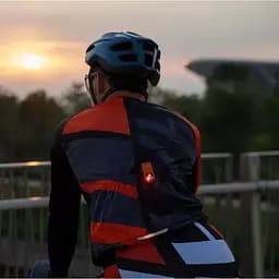 Ліхтар Olight Oclip Pro Orange - мініатюра 6