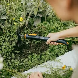 Сапка ручна 2-в-1 Fiskars OneClick 5 см, 3 зуба (1080695) - мініатюра 3