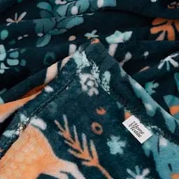 Плед Ardesto Christmas Flannel 160х200 см 100% поліестер олені зелений (ART0127PB) - мініатюра 4