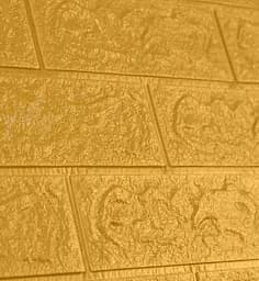 Самоклеюча декоративна 3D панель під цеглу золото 700x770x5мм