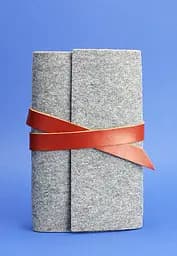 Фетровий блокнот (Софт-бук) 1.0 Фетр з шкіряними коричневими вставками