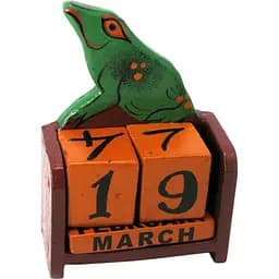 Календар настільний Жаба дерево 15х10х5 см