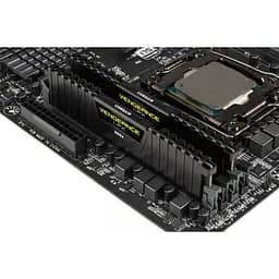 Пам'ять для настільних комп'ютерів Corsair 16 GB DDR4 3200 MHz Vengeance (CMK16GX4M2E3200C16) - мініатюра 5
