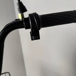 Електровелосипед EVOBIKE Nova S 500W 48V 12Ah з 2 сидіннями, корзиною та поворотниками, простий і надійний, для міста і села, червоного кольору - мініатюра 7