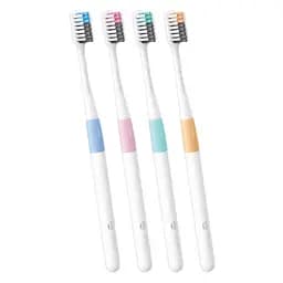 Набір зубних щіток DOCTOR B Colors 4 шт. (NUN4006RT)