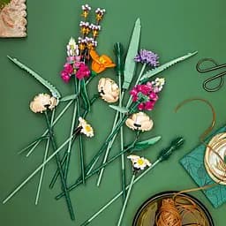Конструктор LEGO Botanicals Букет квітів 756 деталей (10280) - мініатюра 8