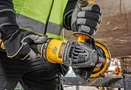 Акумуляторна болгарка DeWalt з АКБ та ЗП DCG418T2 - мініатюра 4
