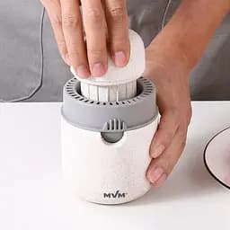 Соковижималка МВМ My Home ручна для фруктів (KP-06 WHITE) - мініатюра 6