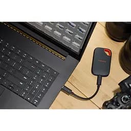 Зовнішній SSD накопичувач SanDisk Extreme Portable V3 1TB (SDSSDE70-1T00-G25) [163828] - мініатюра 2