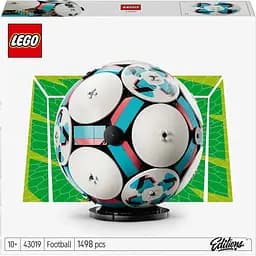 Конструктор LEGO Editions Football Футбольний м'яч 1498 деталей (43019)