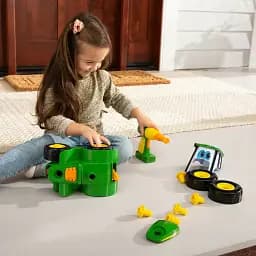 Конструктор John Deere Kids Збери трактор із шуруповертом (46655) - мініатюра 5