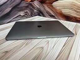 Ноутбук Apple MacBook Pro 16" i9-9880H/32GB/1TB (C02ZP4W2MD6T) Б/в - мініатюра 7