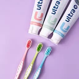 Зубна щітка Fesco Expert Clean жовта, салатова 2 шт. - мініатюра 4