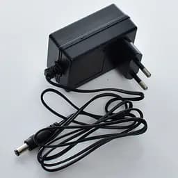 Зарядний пристрій універсальний 6V500mA (6V500mA CHARGER)
